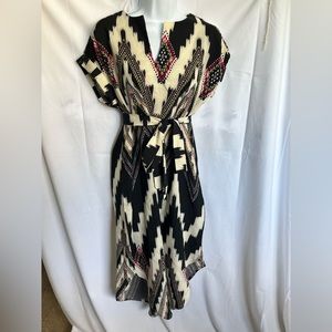 SHEIN Notch Neck Geo Print Belted Dress